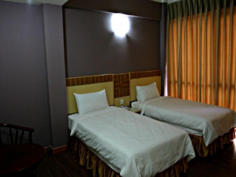 Oyo 89866 Houz Inn Bintulu Kültér fotó