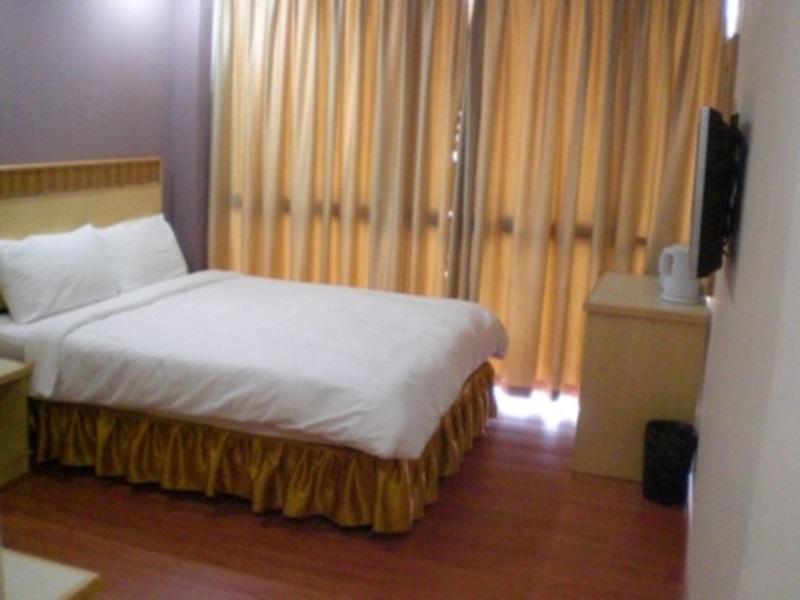 Oyo 89866 Houz Inn Bintulu Kültér fotó