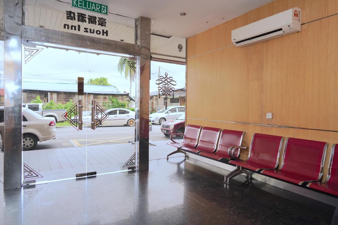 Oyo 89866 Houz Inn Bintulu Kültér fotó