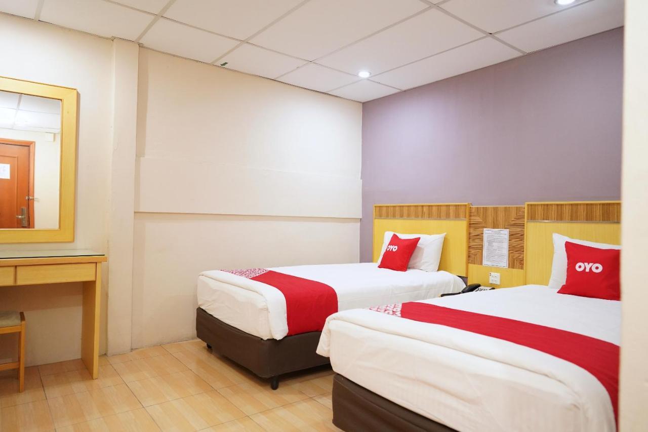 Oyo 89866 Houz Inn Bintulu Kültér fotó