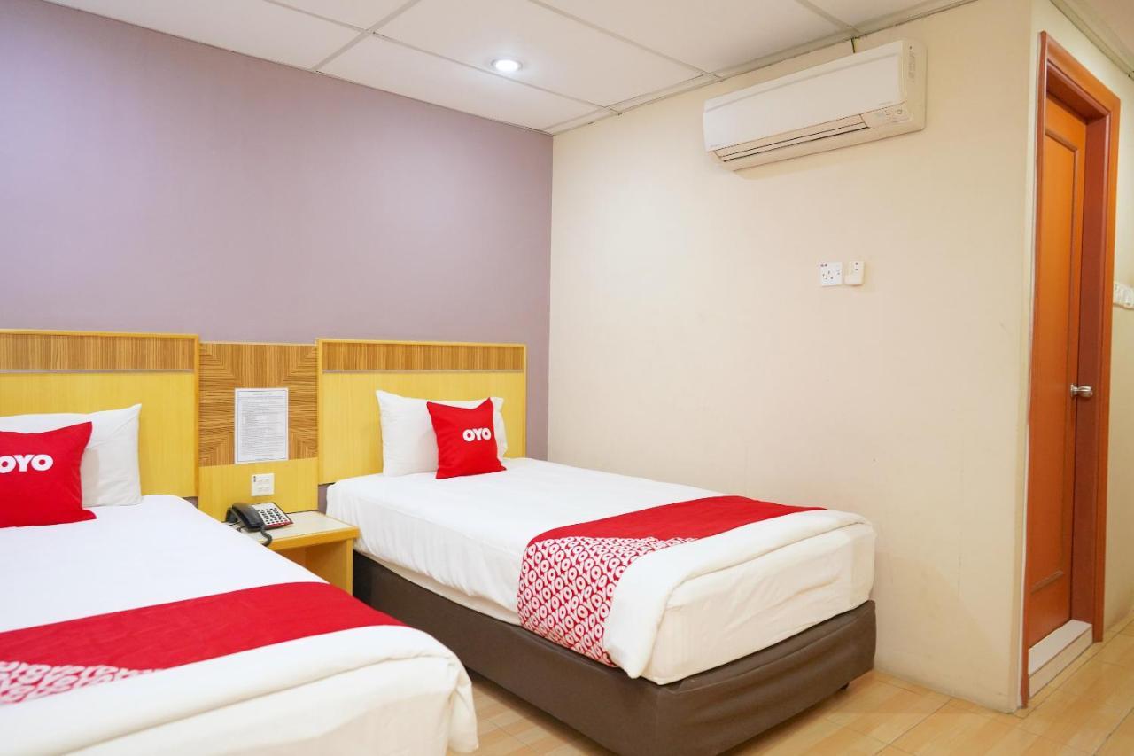 Oyo 89866 Houz Inn Bintulu Kültér fotó